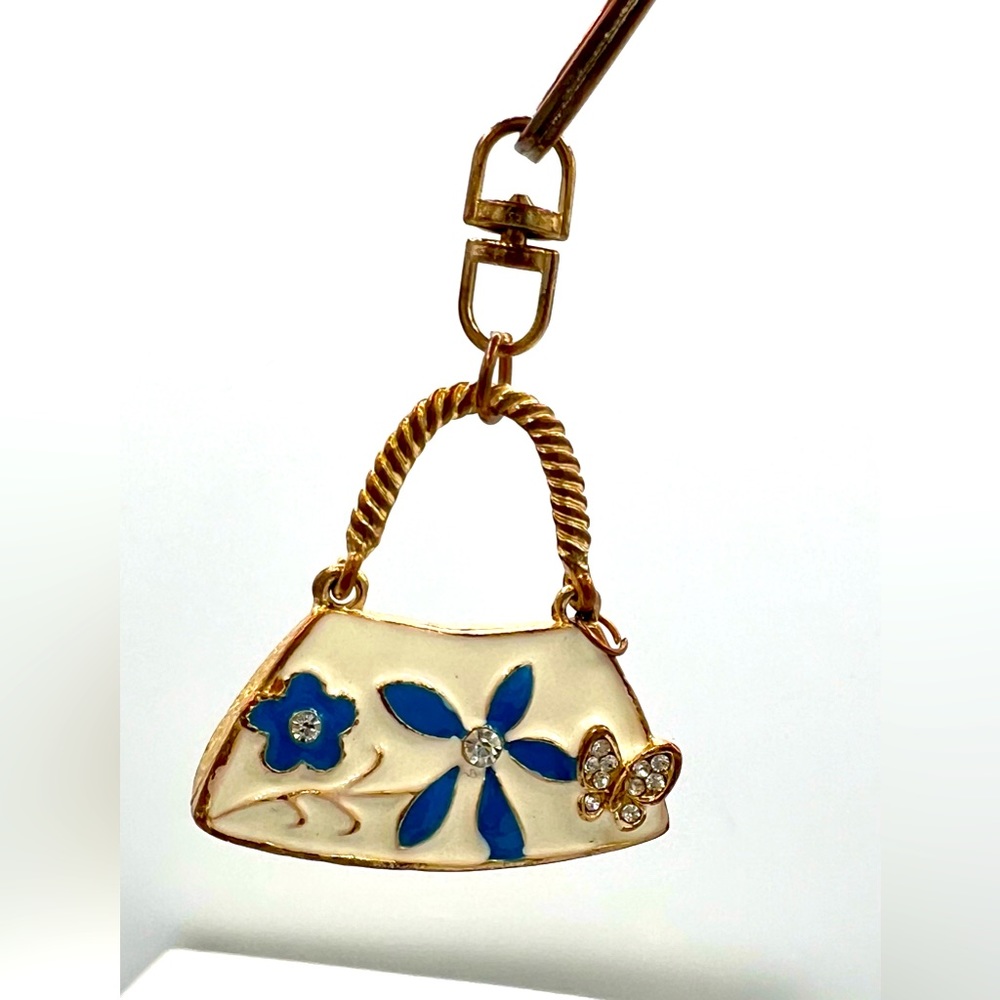 🌺Bundle of Purse/Bag Charms, Key Fobs, (Heart, Purse, Cat, Carriage, Fairy)🌸🌺 - Picture 5 of 15